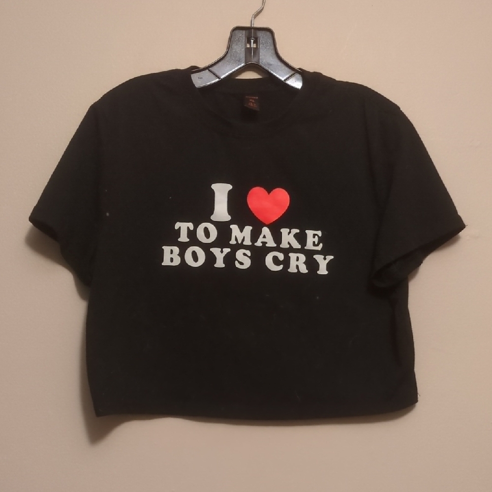 ROMWE Black Crop Top with Red Heart Print